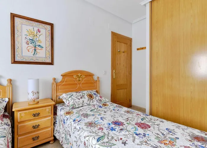 Playa Del Cura - 140 M To The Beach. Apartment Torrevieja